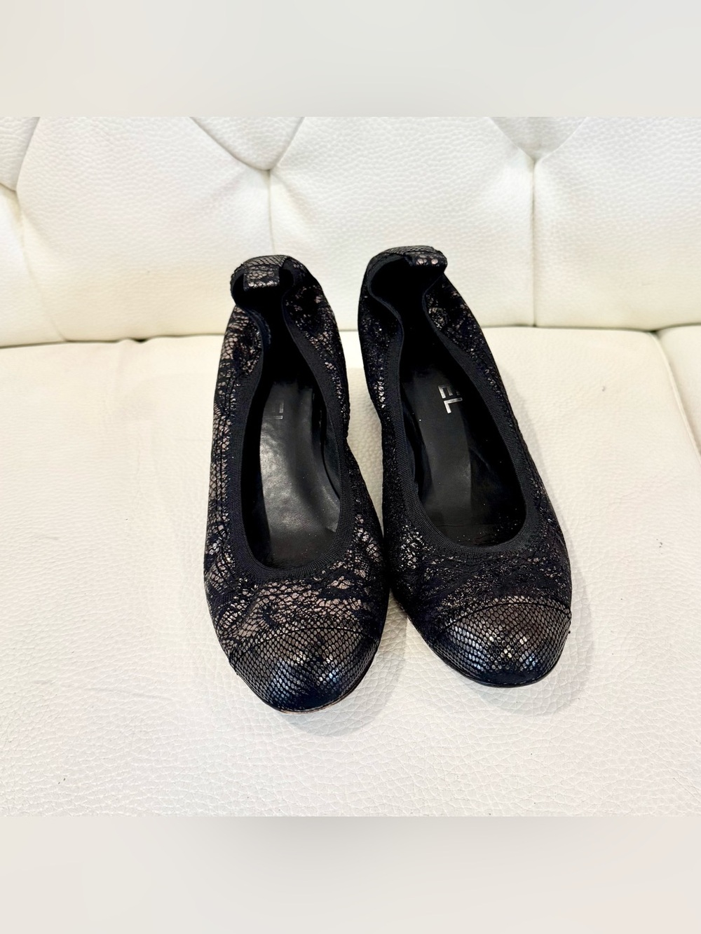 Chanel Pumps - Picture 2 of 8